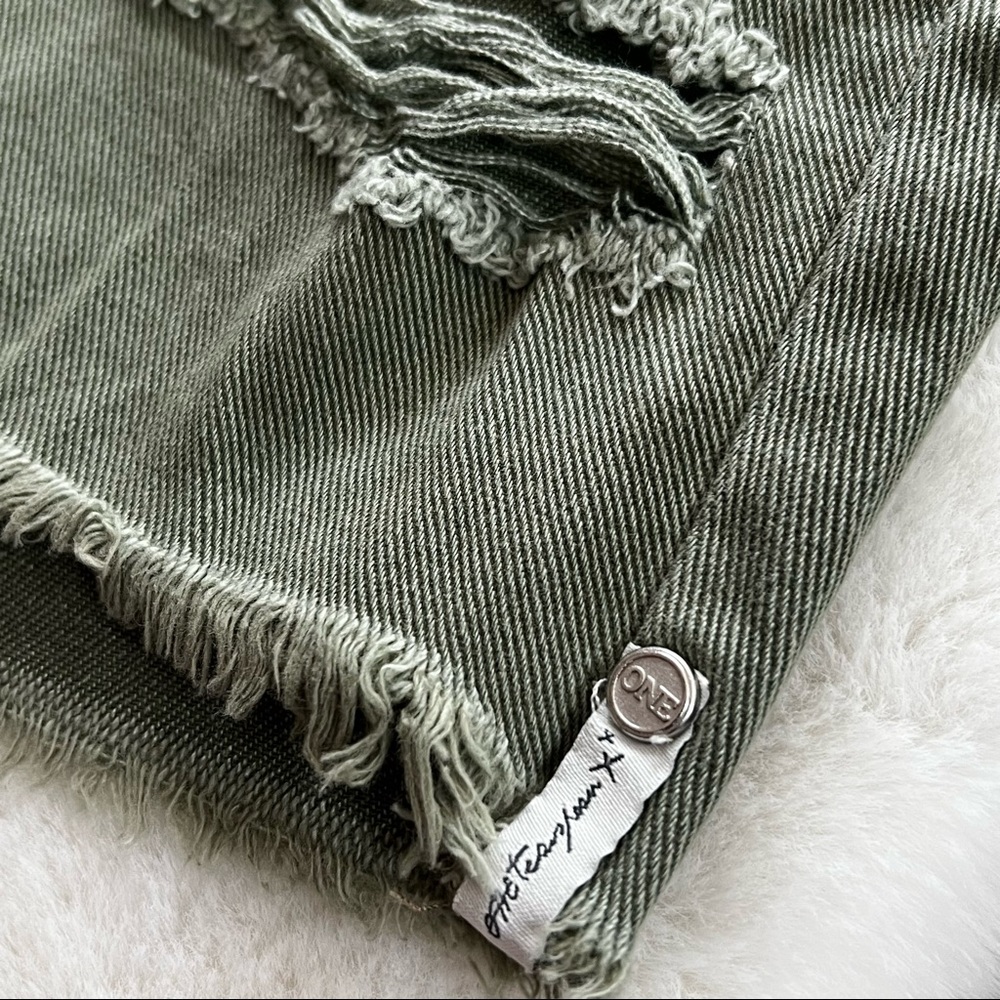 One Teaspoon Khaki Truckers Long Length Shorts Size 24 NWT - Picture 11 of 16